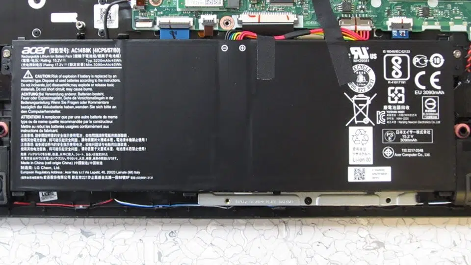 Acer Aspire 5 (A515-52G-53PU) Innen_5