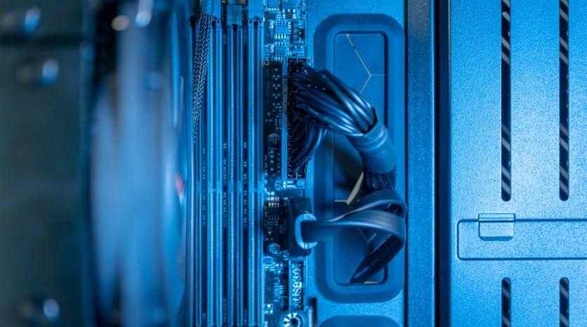 Überall kann man Kabel durchführen