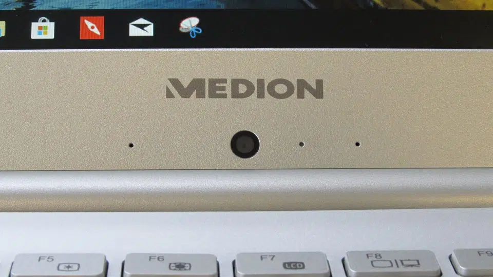 Medion AKOYA S6445 Detail_3