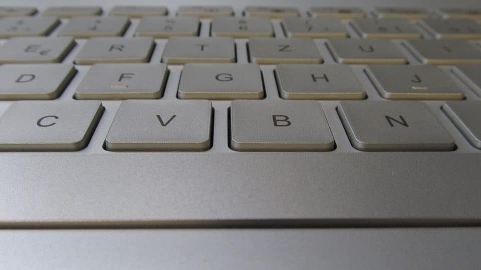 Medion AKOYA S6445 Tastatur_5